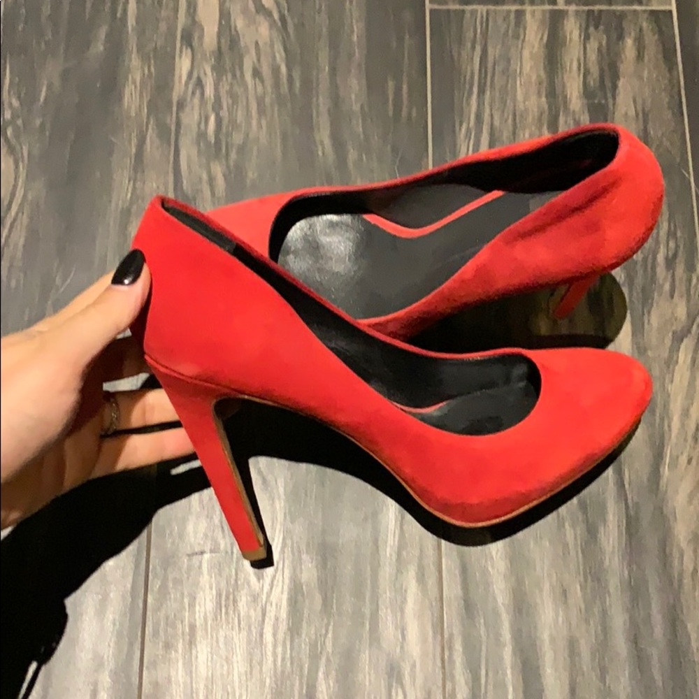 Red suede Dolce Vita pumps size 9M. Hardly worn!